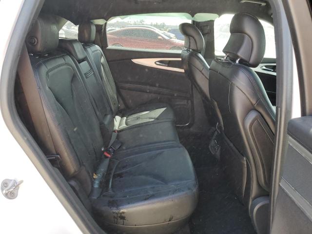 2017 LINCOLN MKX PREMIE 2LMPJ6JR2HBL30261