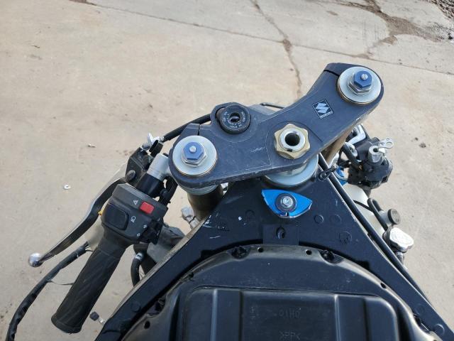 2009 SUZUKI GSX-R600 - JS1GN7EA492103847