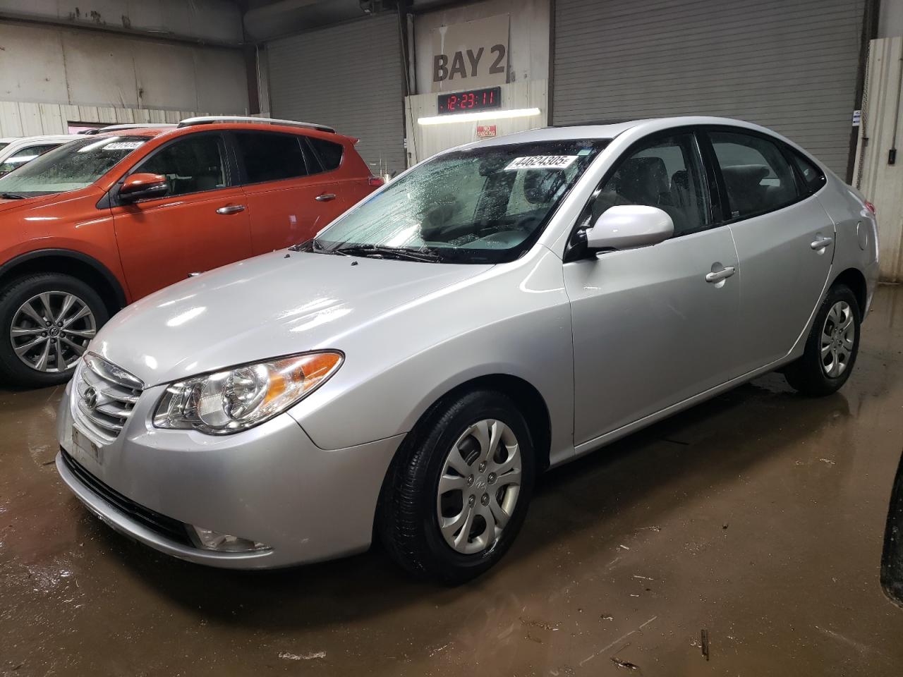 HYUNDAI ELANTRA BLUE
