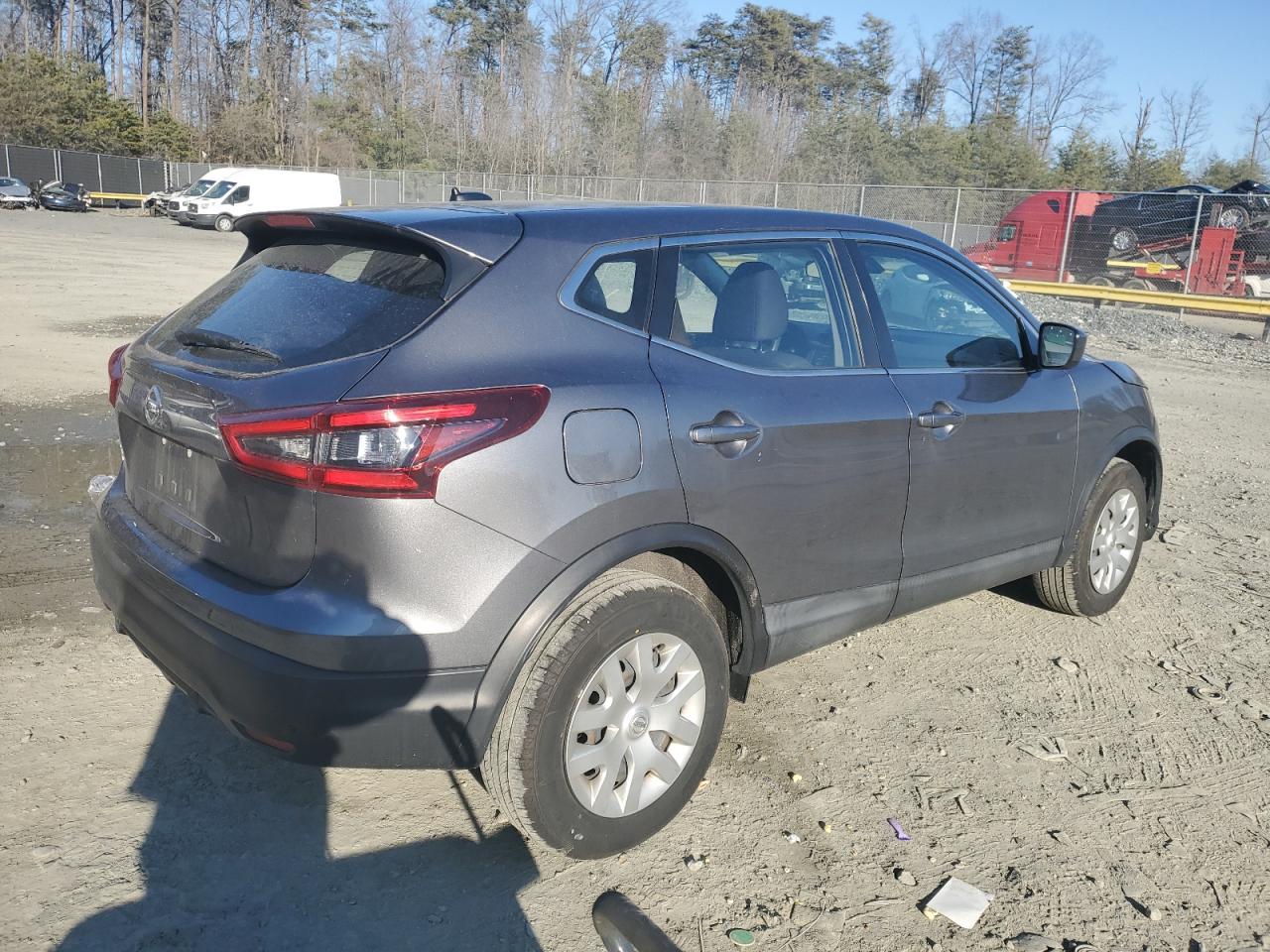 NISSAN ROGUE SPORT S