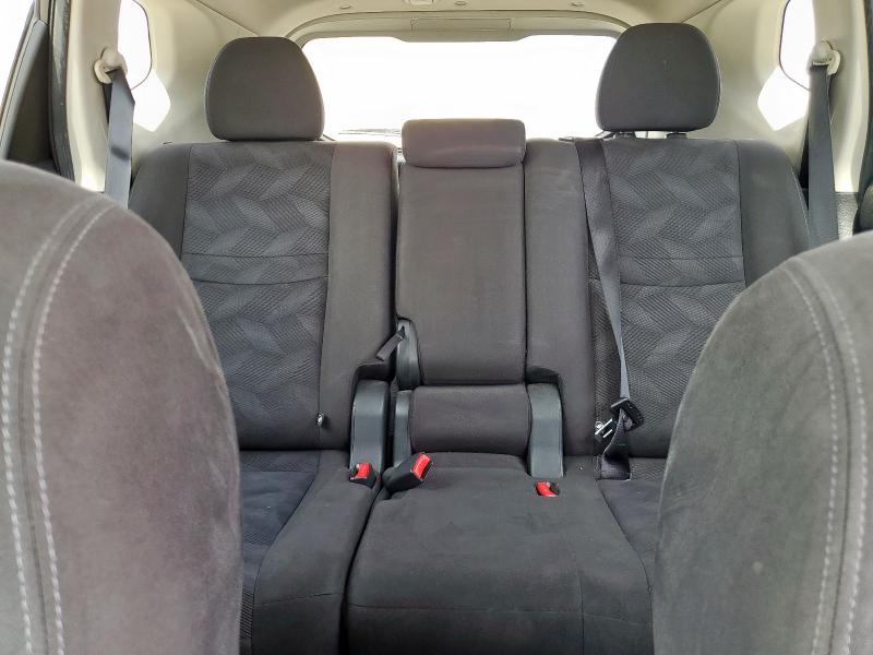 2016 NISSAN ROGUE S - KNMAT2MT2GP595138