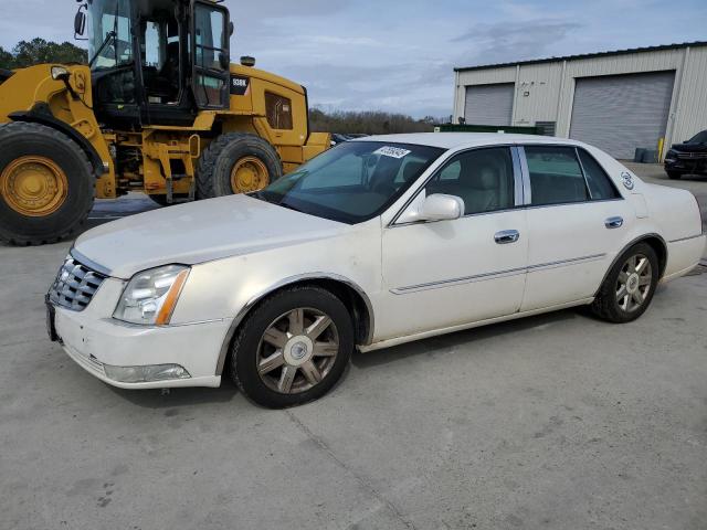 CADILLAC DTS