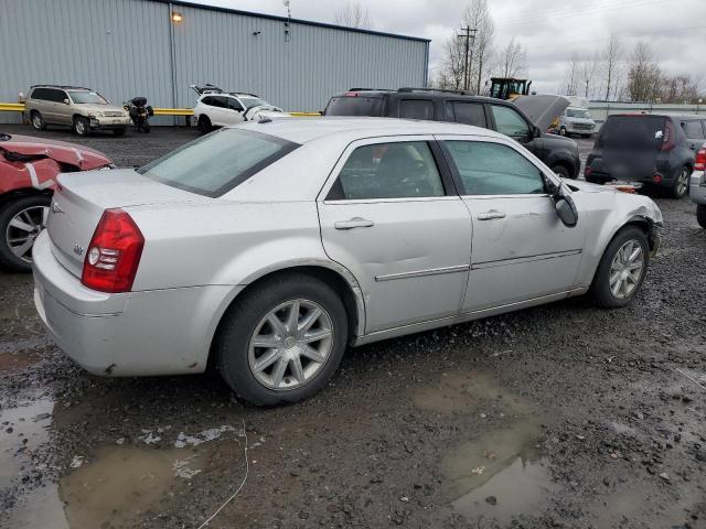 CHRYSLER 300 TOURIN 2009 silver  gas 2C3LA53V19H565093 photo #4