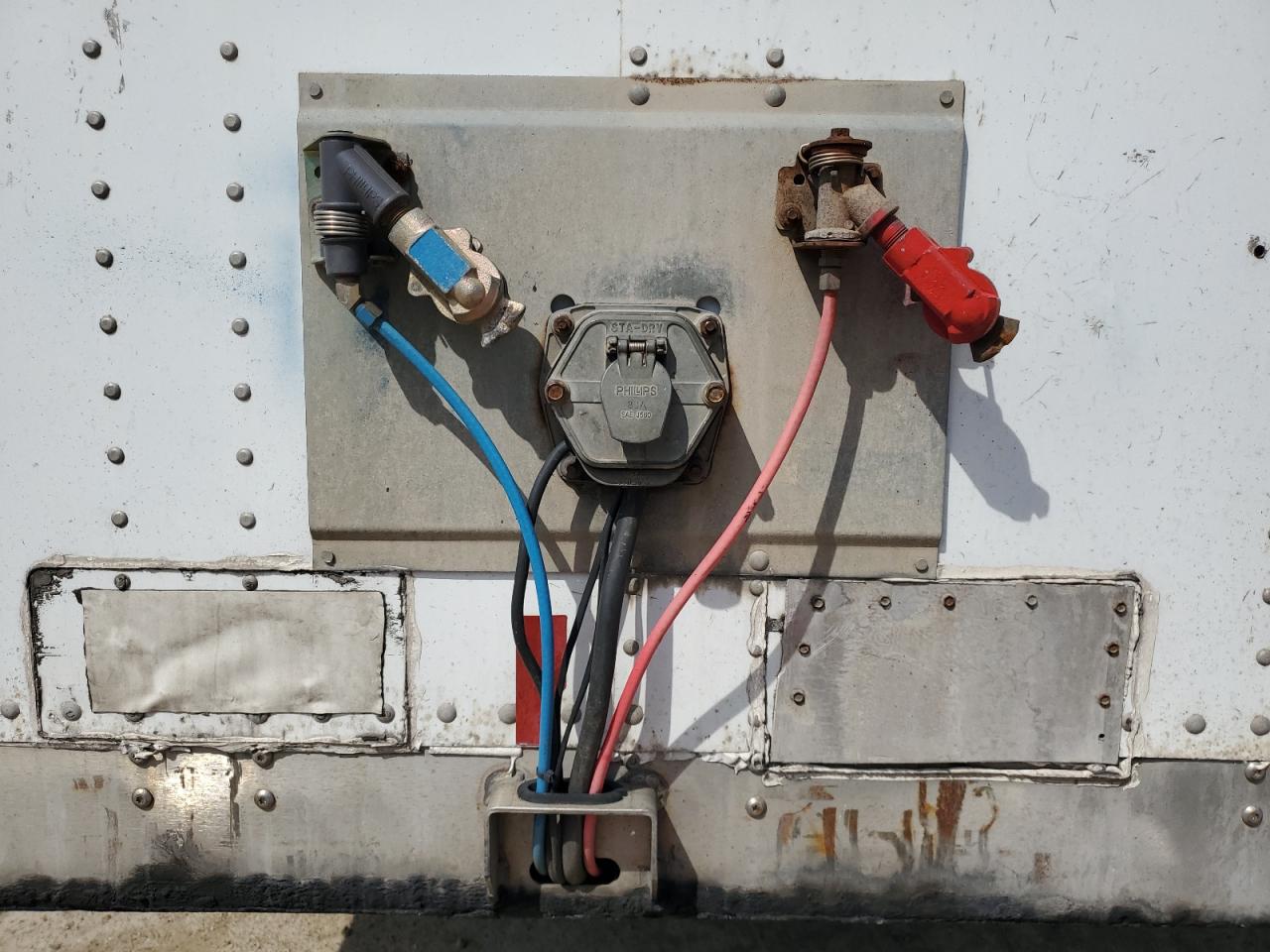 Lot #3118091405 2006 WABASH TRAILER