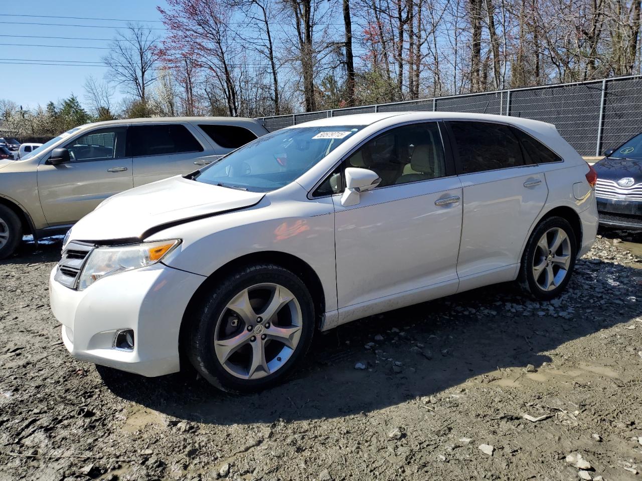 TOYOTA VENZA LE
