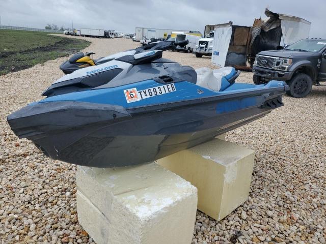 SEADOO GTX 2017 blue   YDV04147K718 photo #3