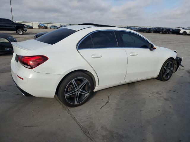 Vin: wdd3g4eb5kw012824, lot: 48569475, mercedes-benz a-class 220 20193