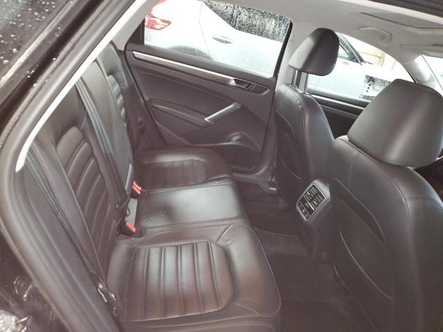 2017 VOLKSWAGEN PASSAT SEL - 1VWCT7A34HC078780