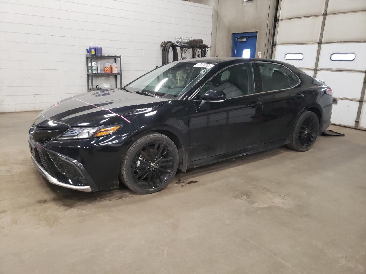 TOYOTA CAMRY XSE