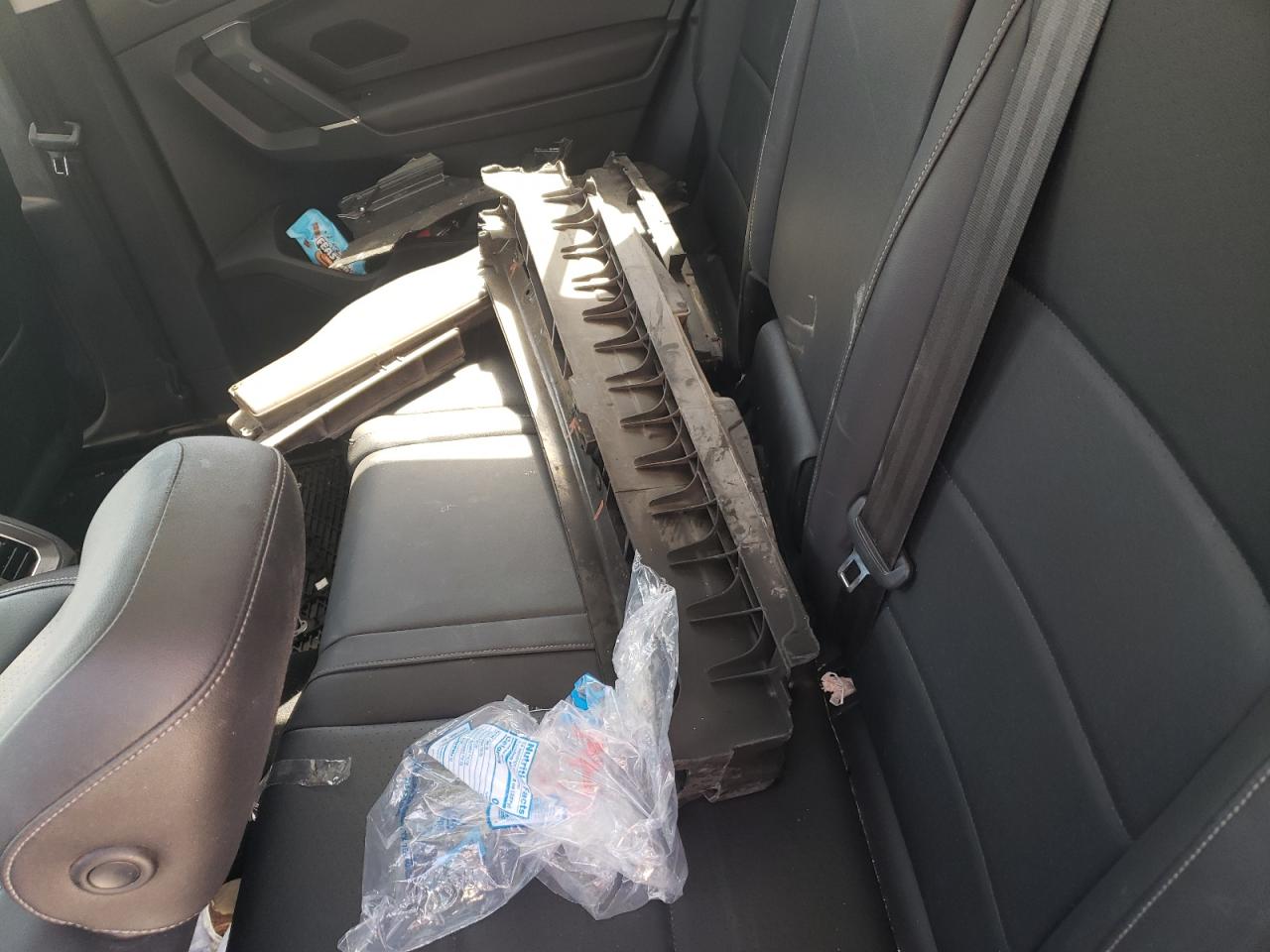 VOLKSWAGEN TIGUAN SE