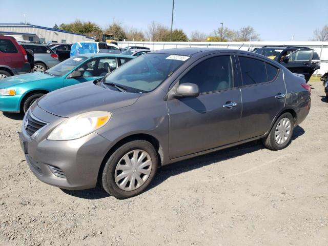 NISSAN VERSA S