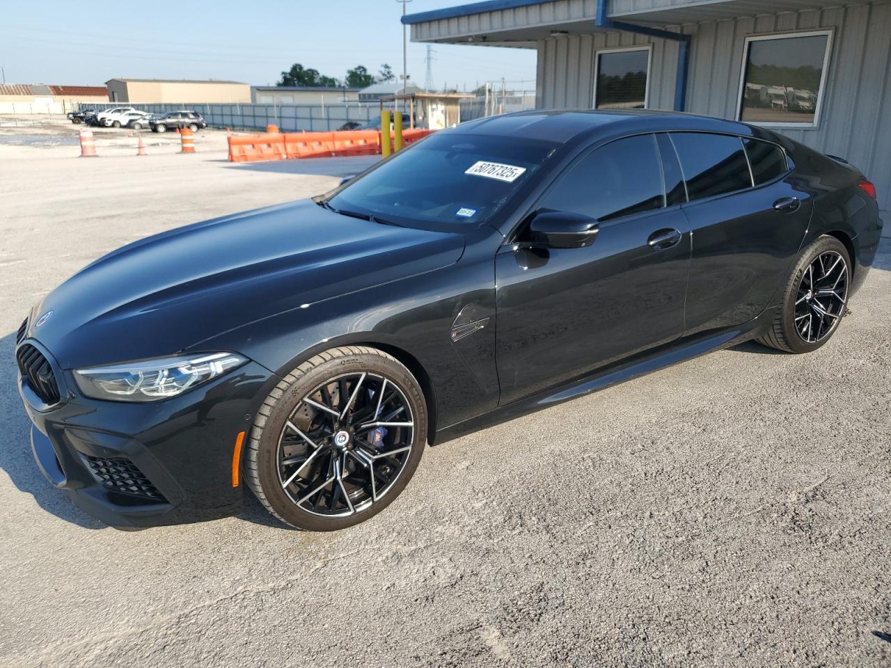 BMW M8 2022