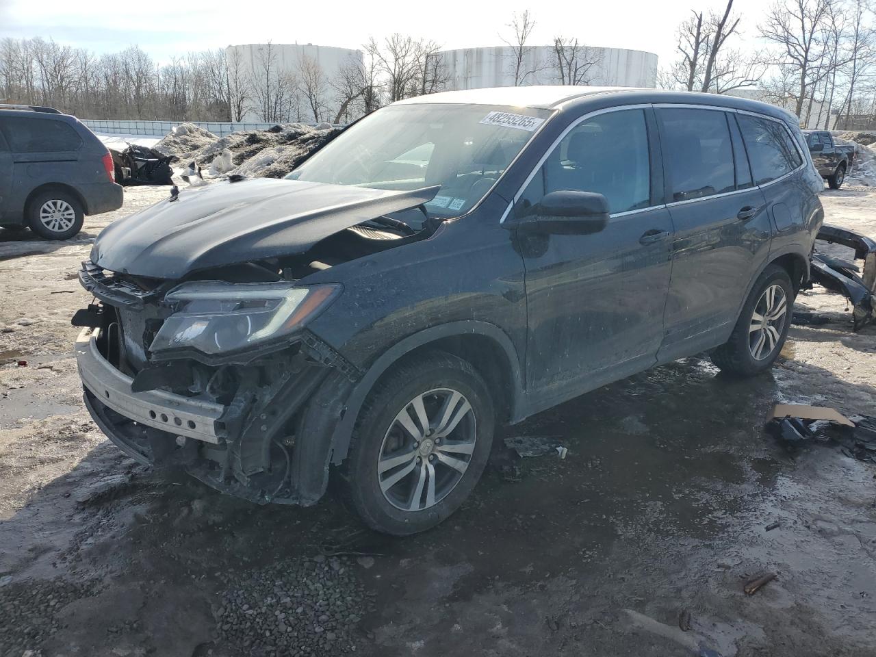 5FNYF6H53HB011317 HONDA PILOT EXL 2017