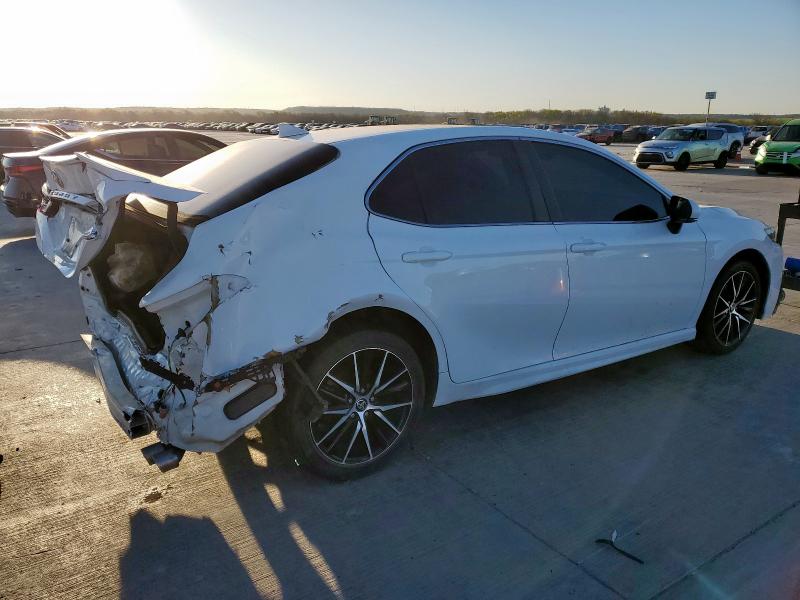 Vin: 4t1g11akxnu659152, lot: 48787185, toyota camry se 20223