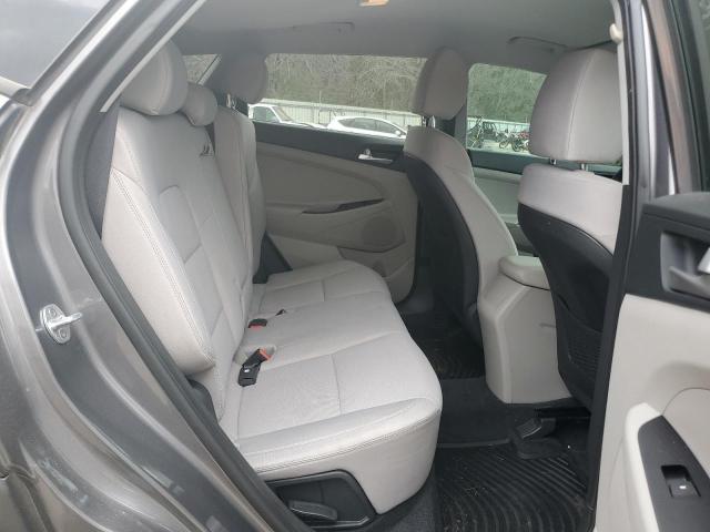 2020 HYUNDAI TUCSON SE - KM8J2CA49LU277675
