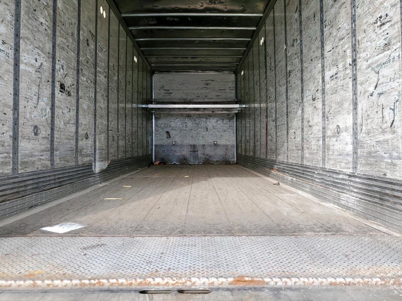 Lot #3125050965 2009 WABASH TRAILER