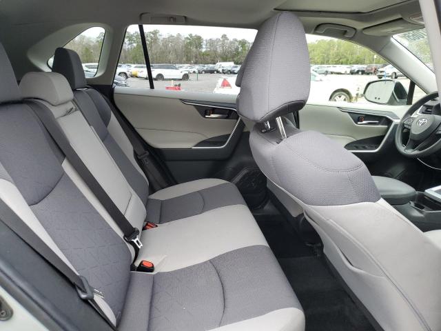 2019 TOYOTA RAV4 XLE - JTMW1RFV7KD014360