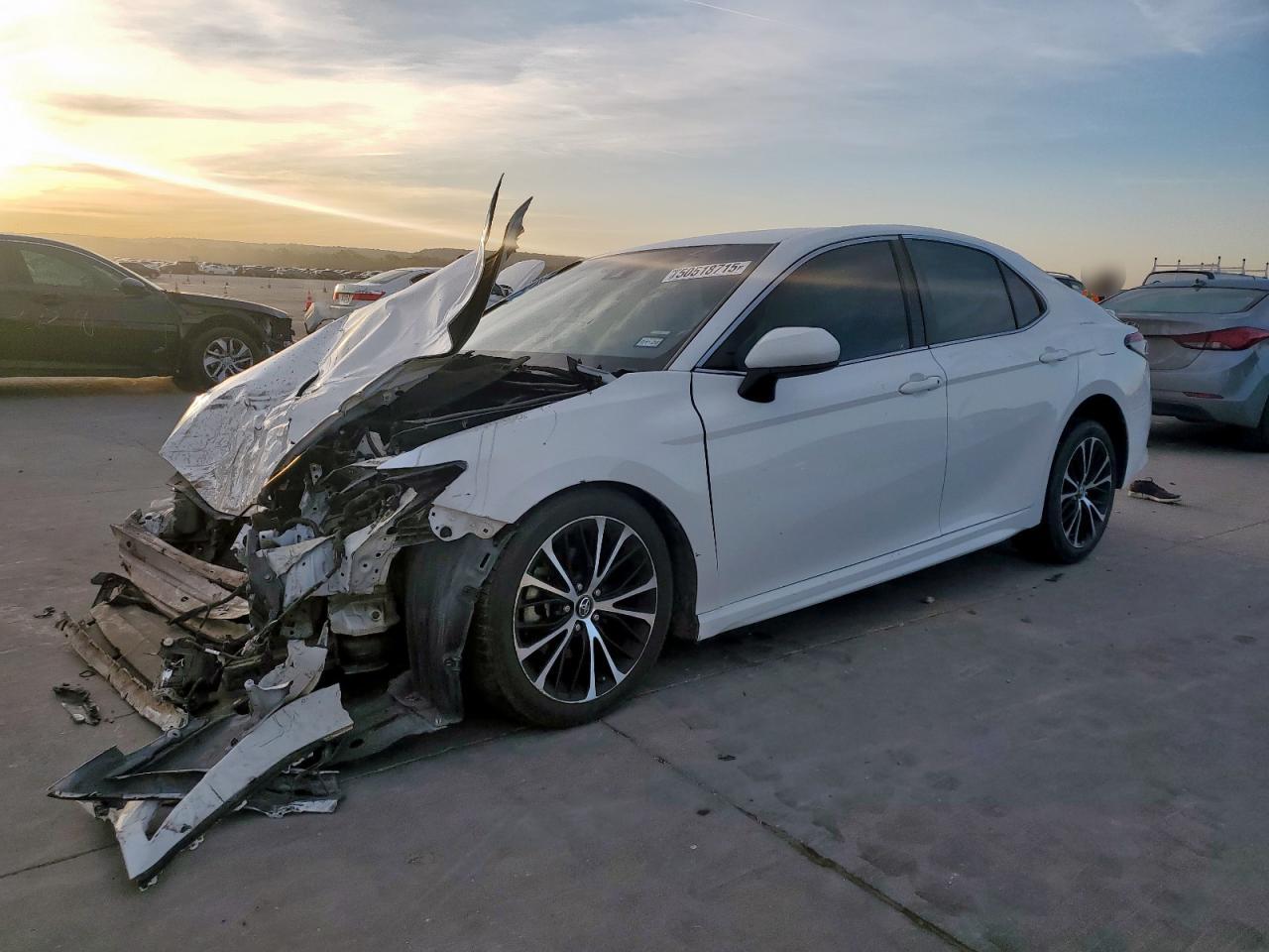 TOYOTA CAMRY L