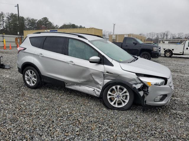 2017 FORD ESCAPE SE - 1FMCU0GD2HUC59082