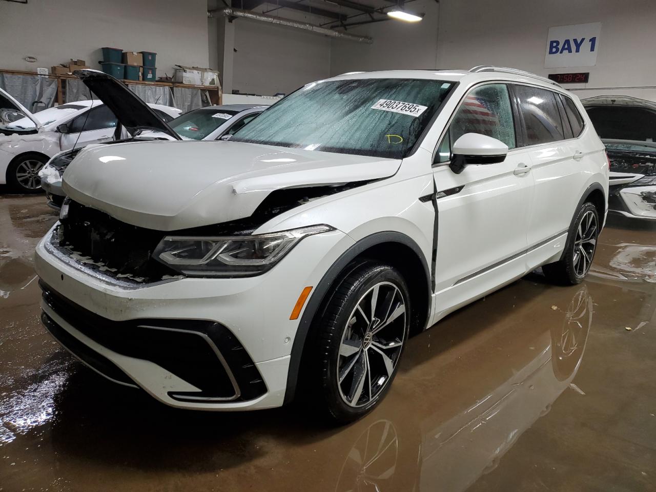 VOLKSWAGEN TIGUAN SEL R-LINE BLACK