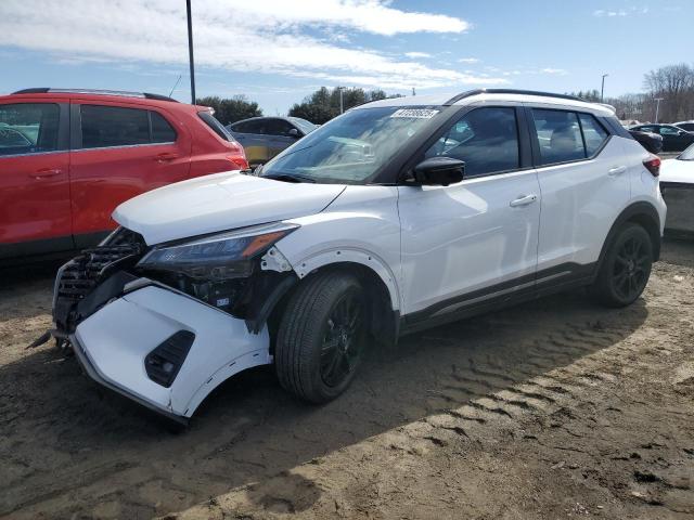 NISSAN KICKS SR