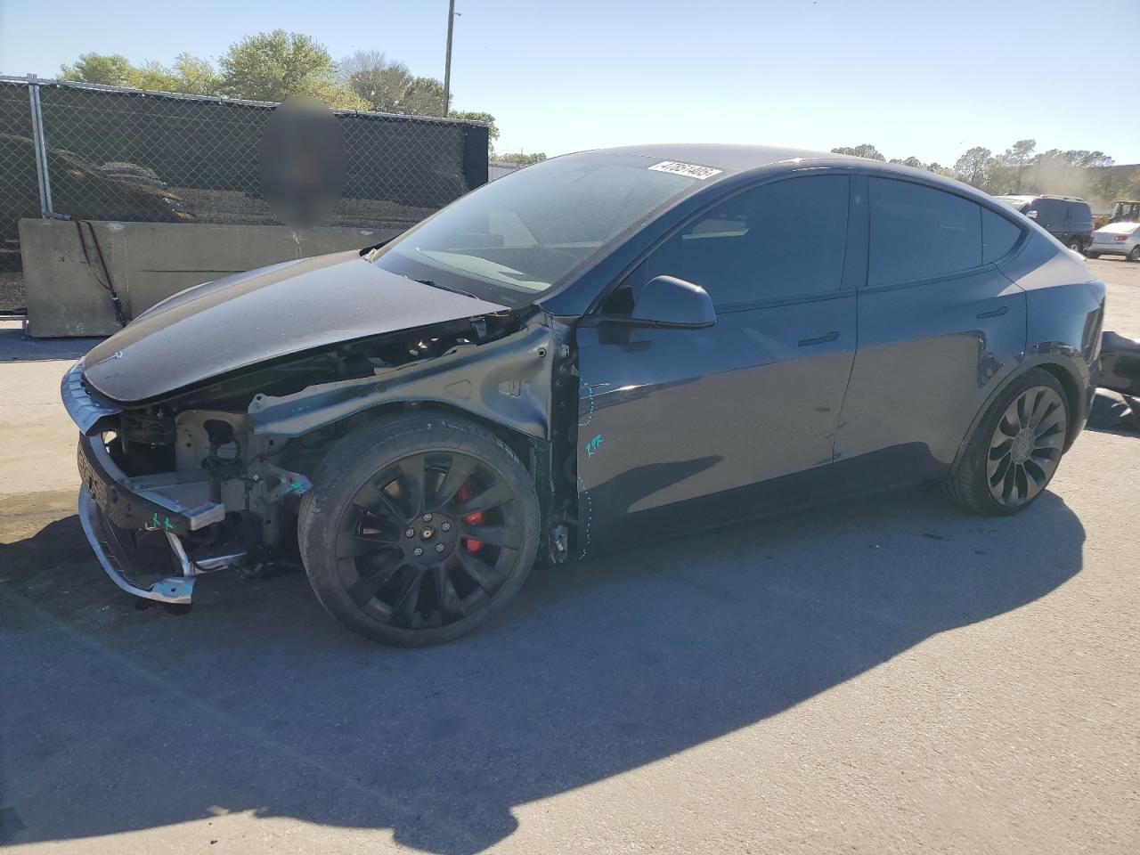 TESLA MODEL Y