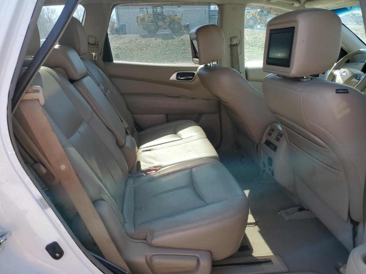 Nissan Pathfinder 2013