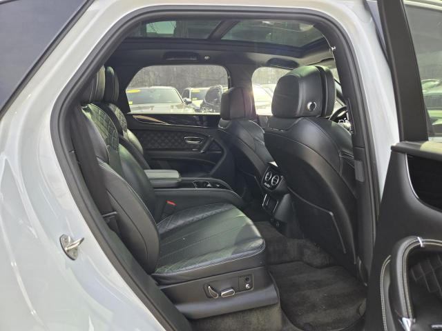 2017 BENTLEY BENTAYGA SJAAC2ZV2HC014791