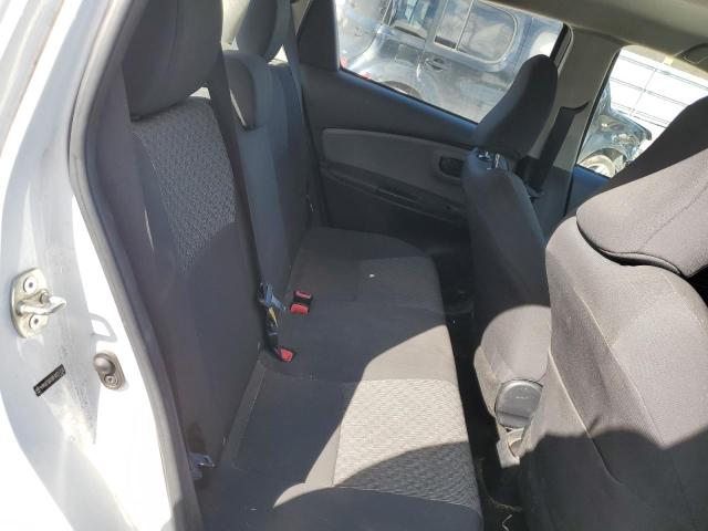 2015 TOYOTA YARIS - VNKKTUD38FA021135