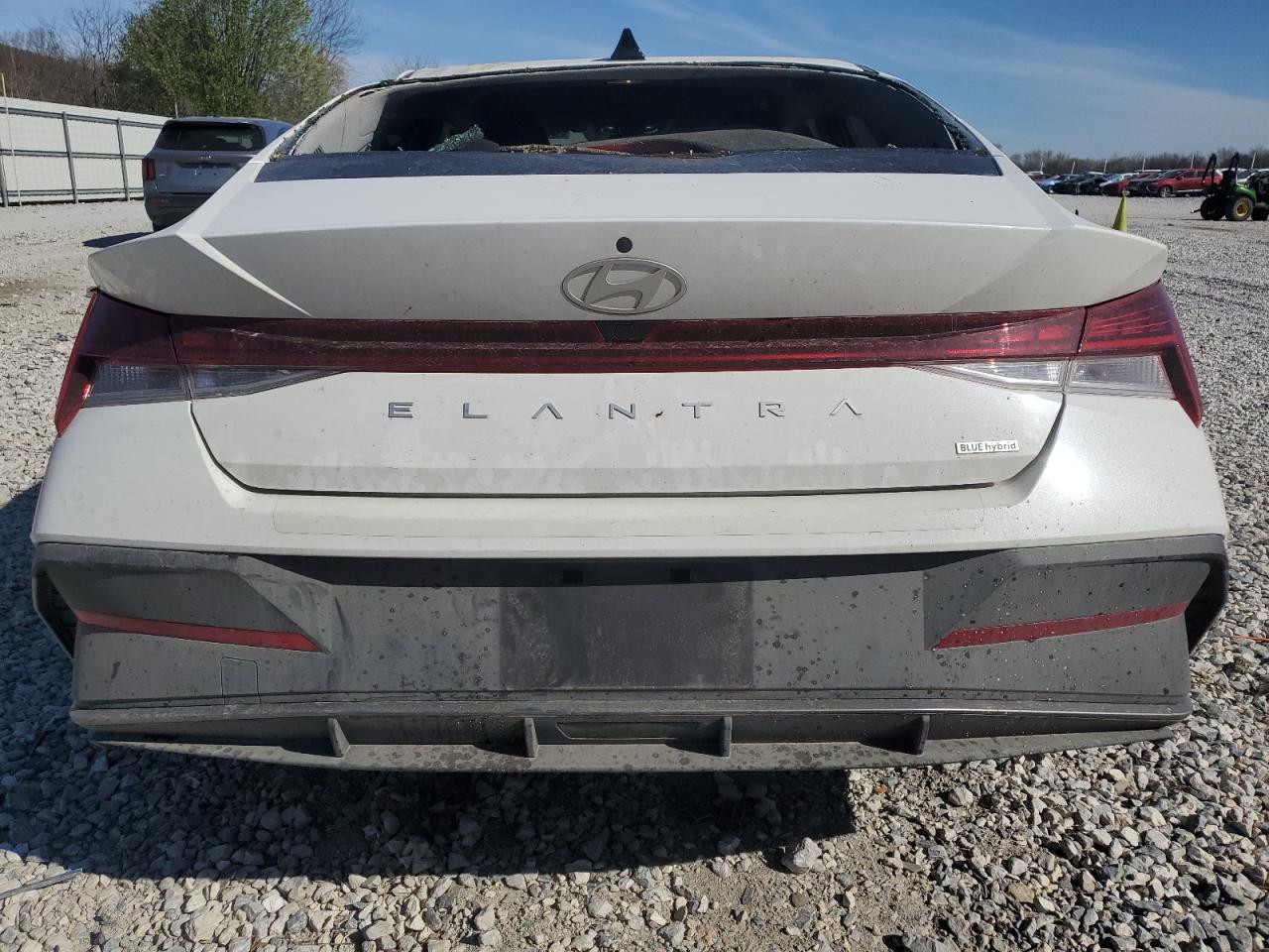 HYUNDAI ELANTRA BLUE