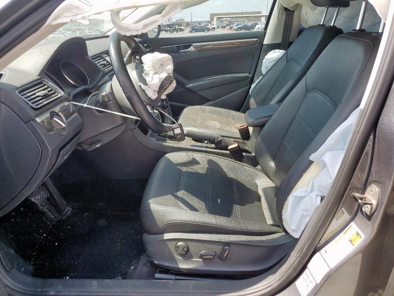 2016 VOLKSWAGEN PASSAT SE - 1VWBS7A32GC049047