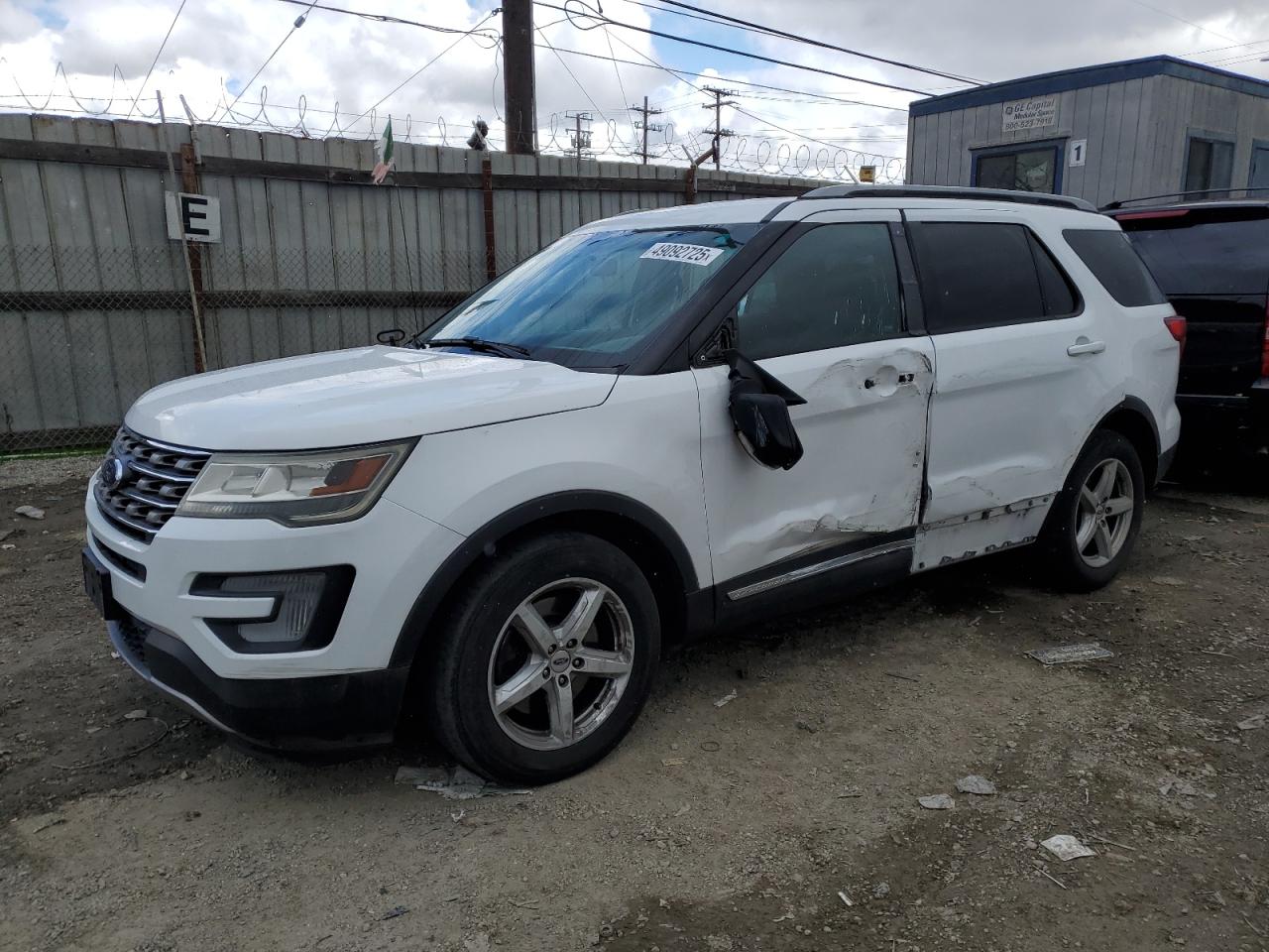 FORD EXPLORER 2017