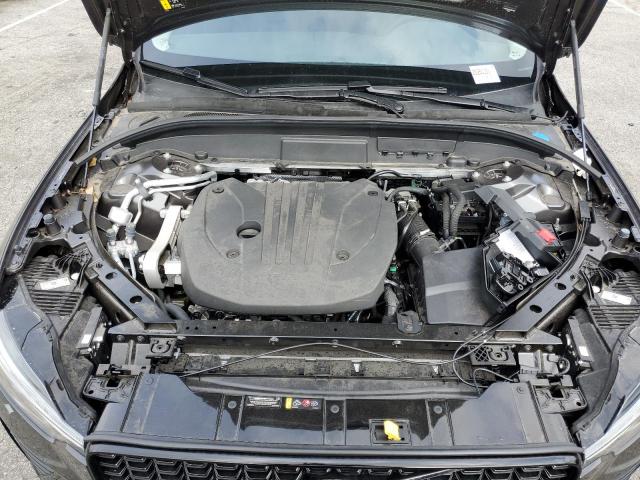 2025 VOLVO XC60 CORE YV4M12RJ9S1053702