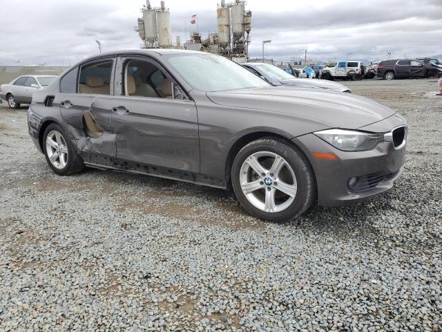 Vin: wba3c1c54df440529, lot: 48949335, bmw 3 series i sulev 20134