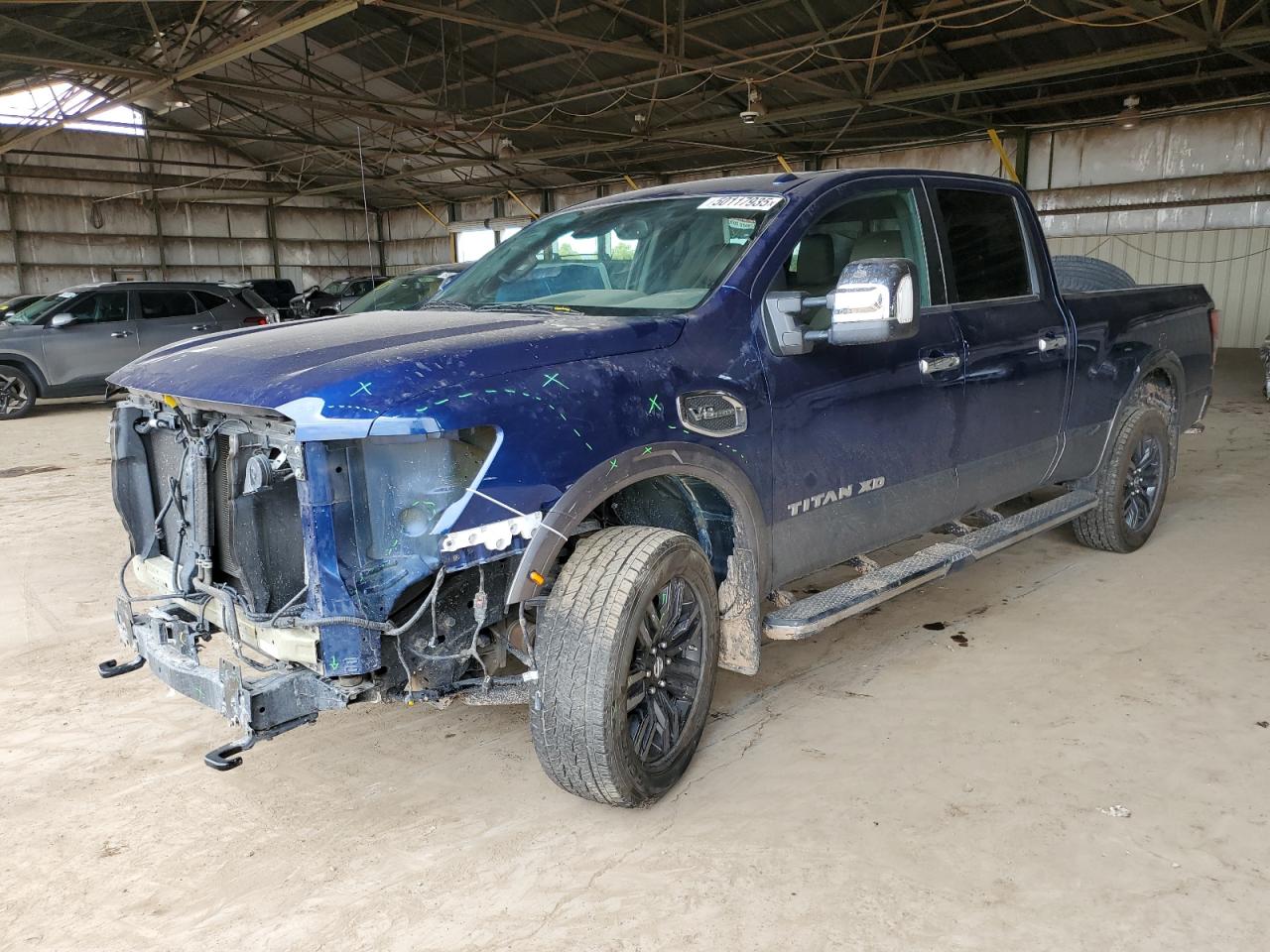 NISSAN TITAN SV