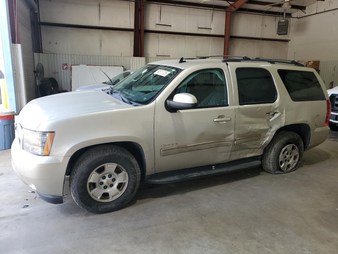 CHEVROLET TAHOE C1500 LS