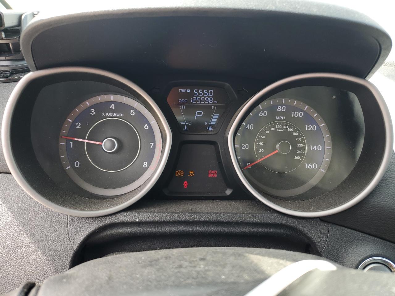 Hyundai Elantra gl 2013