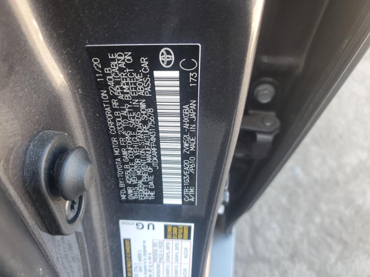 TOYOTA PRIUS PRIME LE