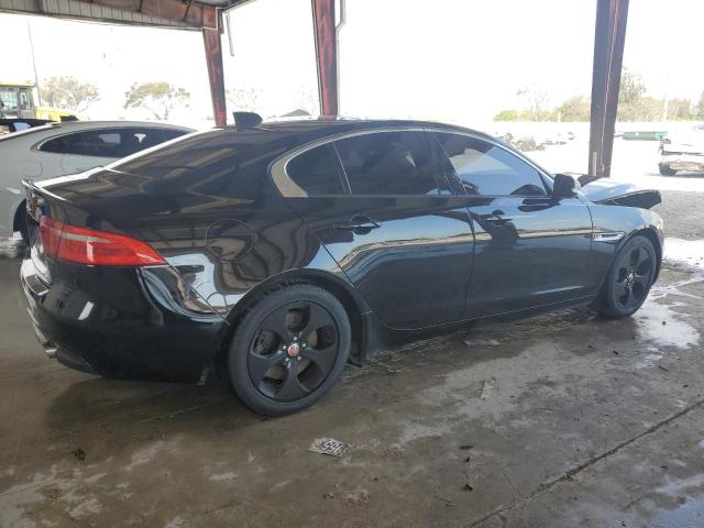 Vin: sajar4bg0ha976668, lot: 46775785, jaguar xe 20173