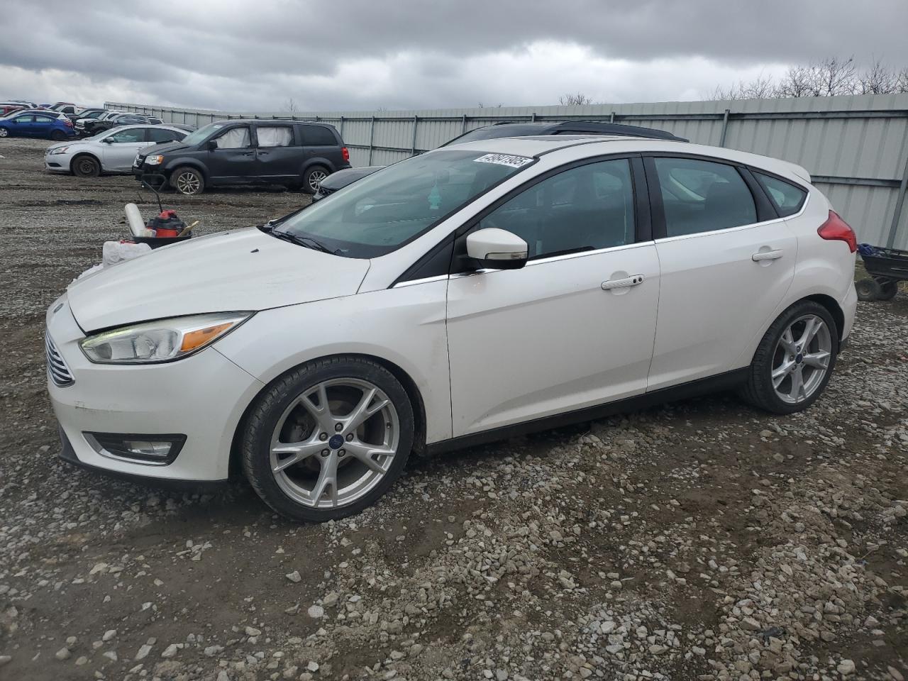 FORD FOCUS TITANIUM