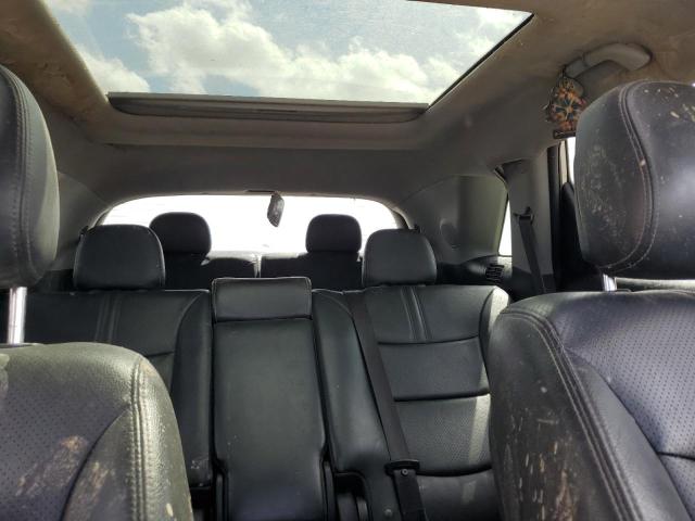 2011 KIA SORENTO SX - 5XYKW4A28BG128384