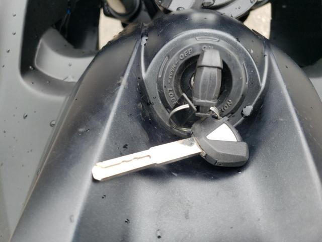 2025 KAWASAKI EX650 R - ML5EXER18SDAE0731