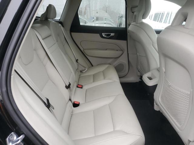 2018 VOLVO XC60 T5 LYV102RK1JB087884