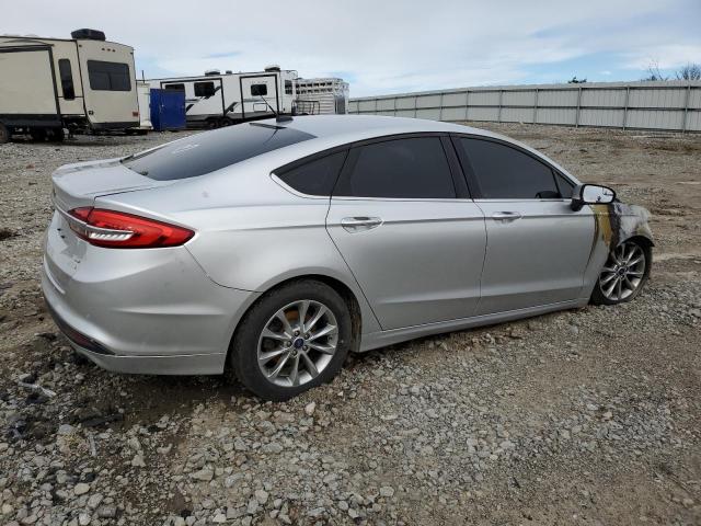 Vin: 3fa6p0hd6hr240264, lot: 50167075, ford fusion se 20173