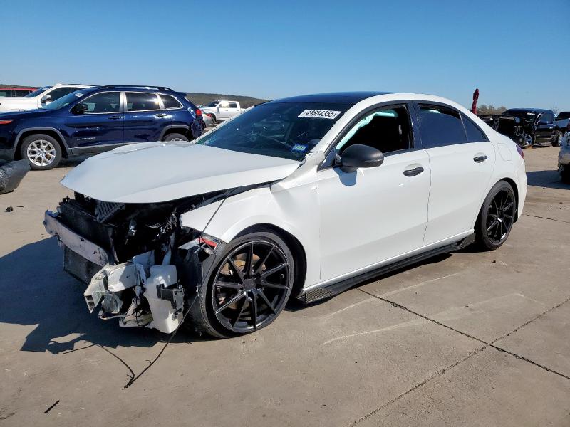 MERCEDES-BENZ A 220