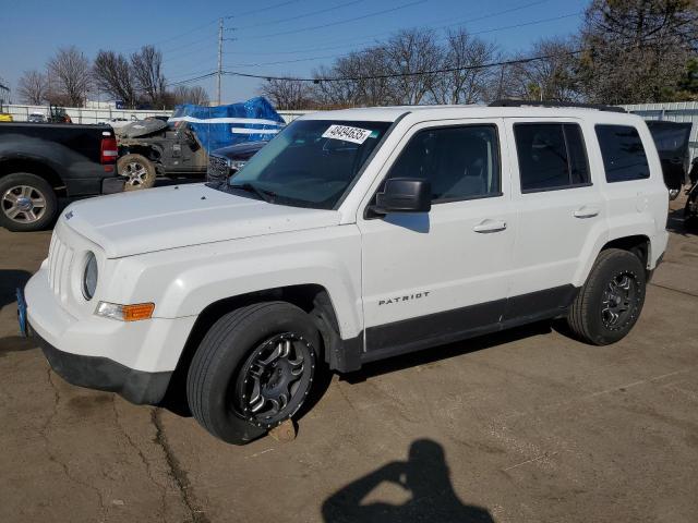 Vin: 1c4njpba9fd284361, lot: 48494635, jeep patriot sport 2015 img_1