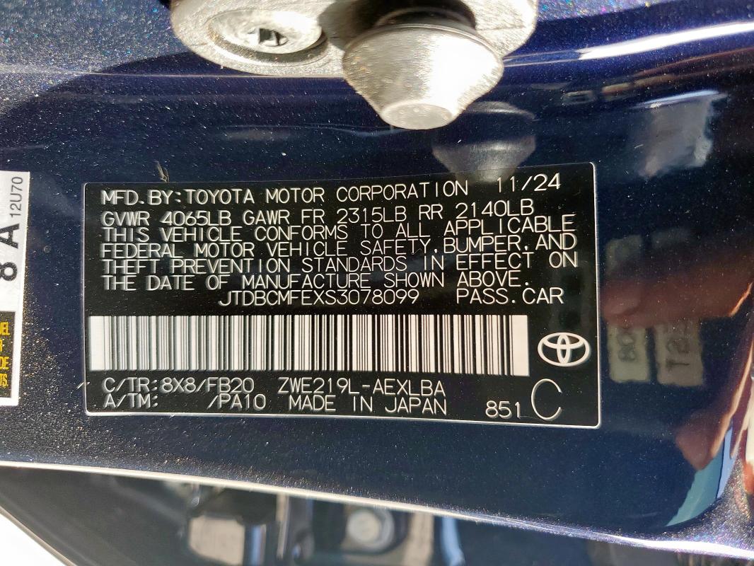 2025 TOYOTA COROLLA LE - JTDBCMFEXS3078099