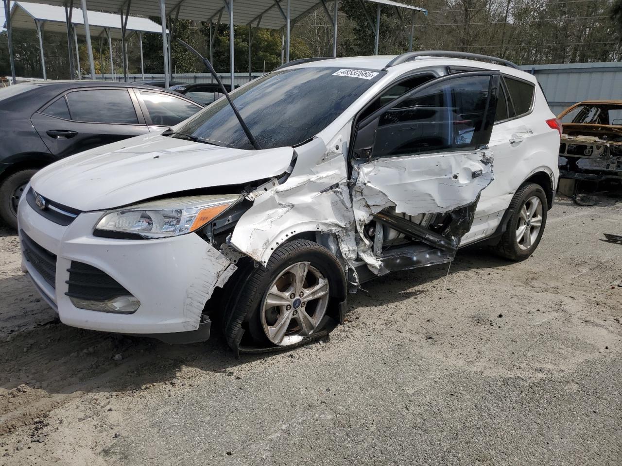 FORD ESCAPE SE