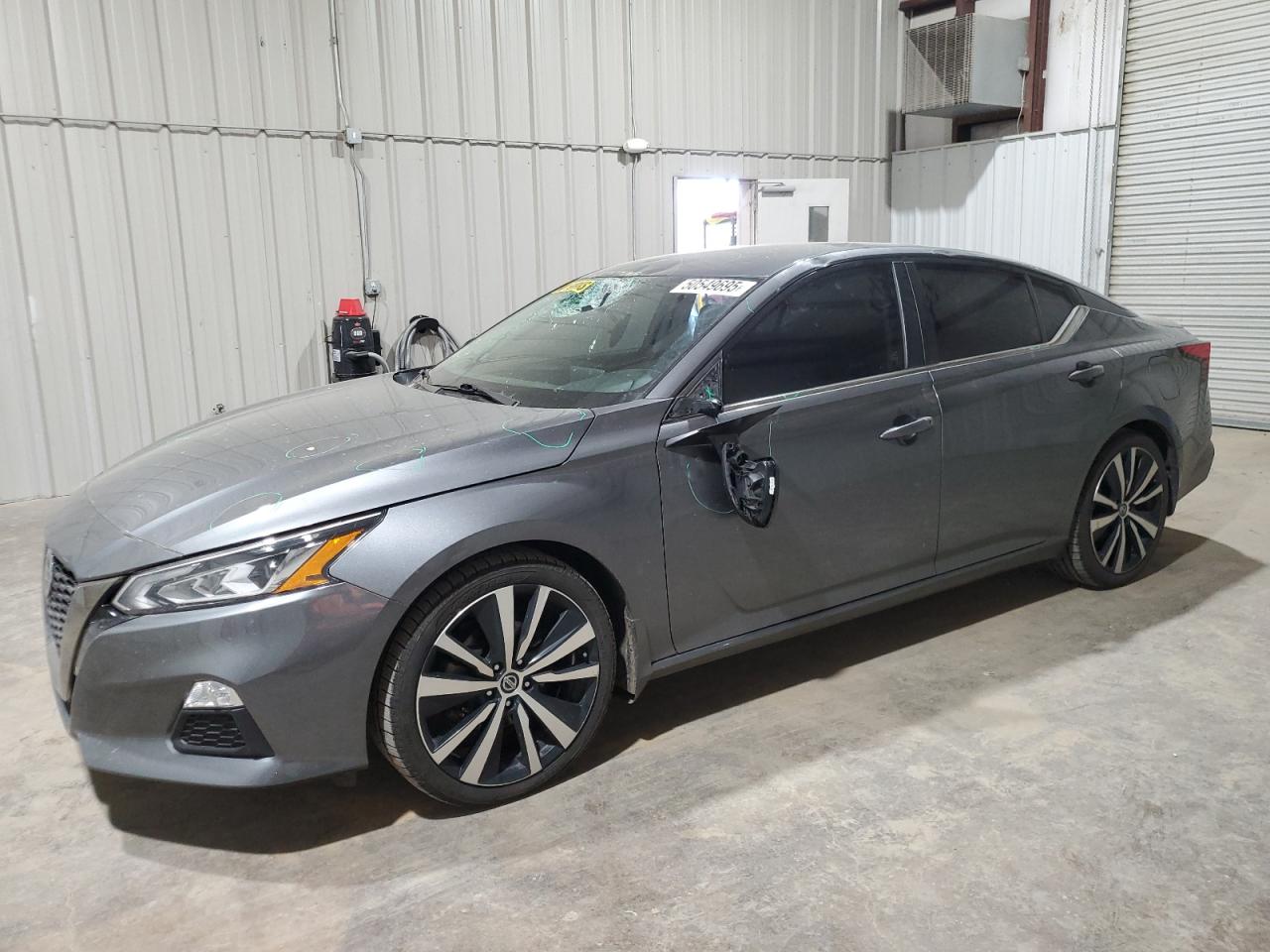 NISSAN ALTIMA SR