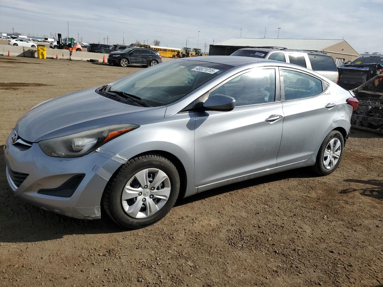 HYUNDAI ELANTRA SE